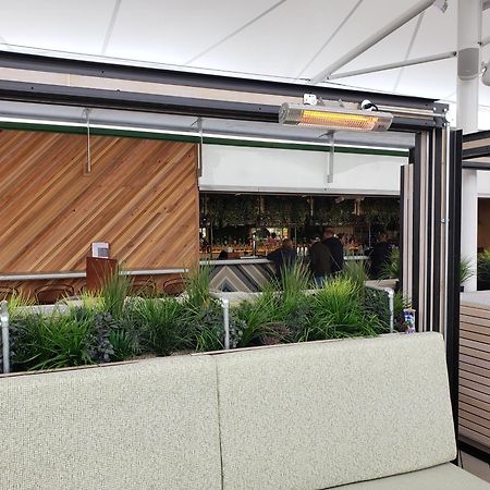 Rj Luxury Caravan Hire With Hot Tub Tattershall Exterior photo