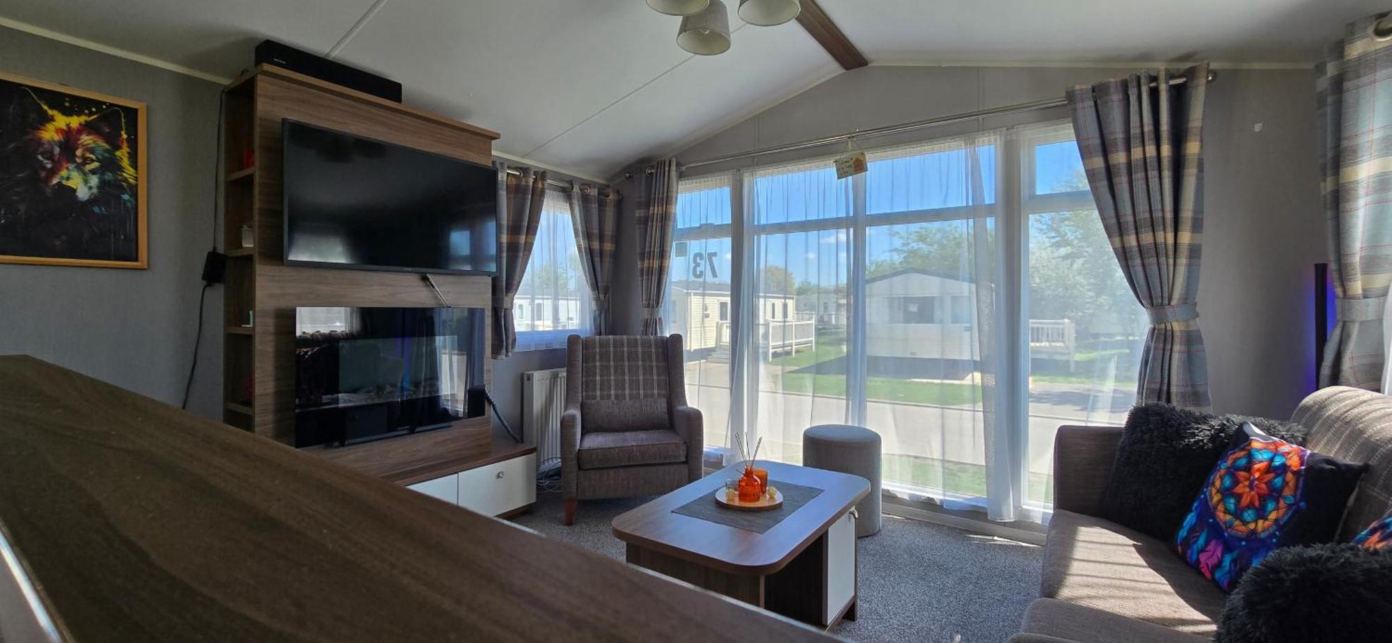 Rj Luxury Caravan Hire With Hot Tub Tattershall Exterior photo